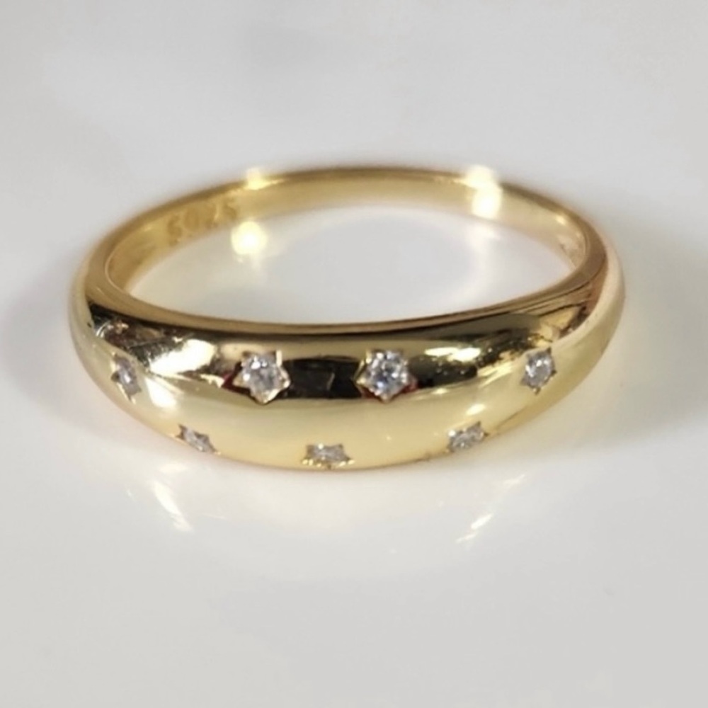 Sterling silver star moissanite ring